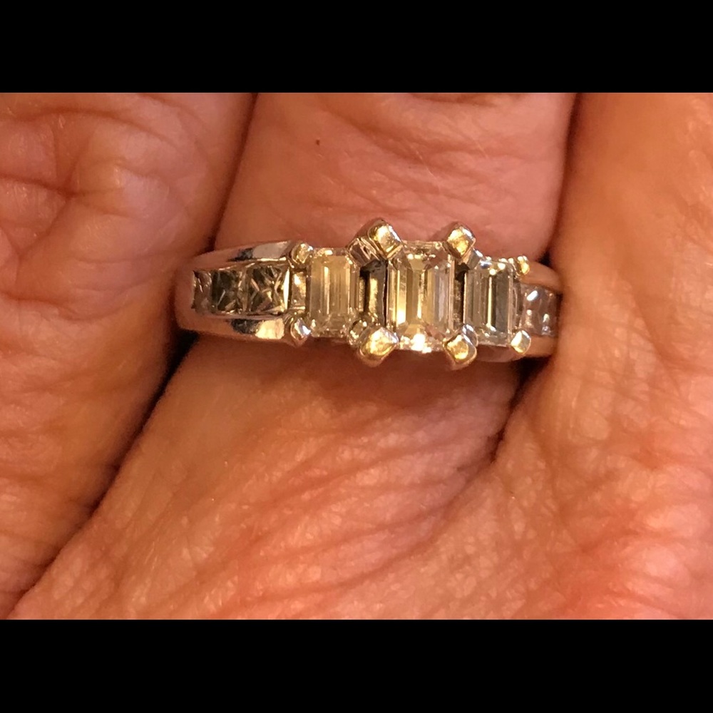Emerald Cut Diamond ring 1 ctw